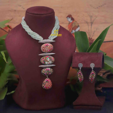 Janaksh semiprecious onyx gemstone work statement jaipuri tanjore work oxidised statement necklace set with earrings