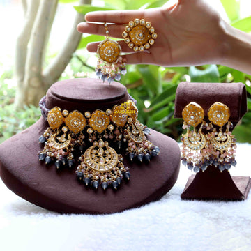 Stunning Partash Tikda Bridal Jewelry with Polki Kundan and onyx beads