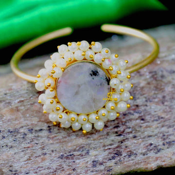 Raw stones bracelet with moti and golden